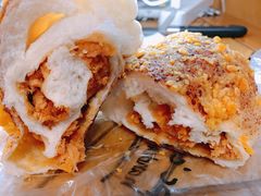 咸蛋面包-红跑车HPCBAKERY(汉商店)