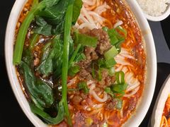 -麻六记(凤凰汇店)