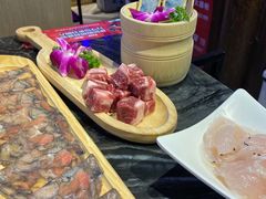 -热火朝天鲜切牛肉火锅(南强街巷店)
