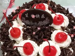 -红宝石·鲜奶小方·海派西点房(南丹店)