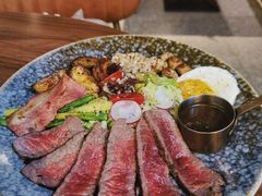 -POKEE VIA&Brunch·维娅(重庆来福士店)