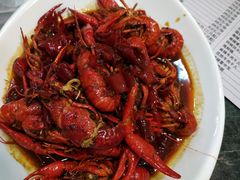 -扒虾小妹儿麻辣海鲜(宏图街店)