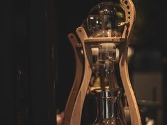 -Metal hands·铁手咖啡