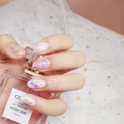 -米小兔美甲美睫