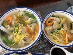 鲜肉馄饨-长人馄饨铺(解放街店)