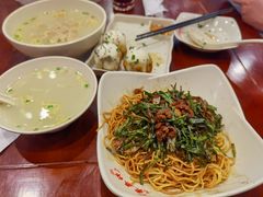 开洋葱油拌面加蛋皮汤-东泰祥生煎馆(长宁路店)