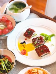 -馨月汇·一悦馨香月子中心(前滩店)
