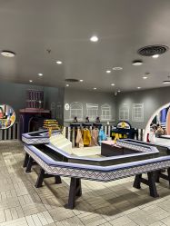 -奈尔宝家庭中心·亲子餐厅(鄞州万达店)