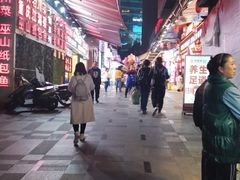 -八一好吃街·高品美食广场