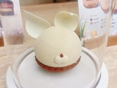 -VERIE BAKEHOUSE