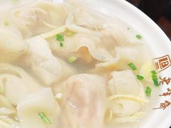 刀鱼馄饨-老半斋(福州路店)