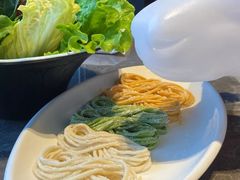 -德天肥牛海鲜火锅(城西银泰店)