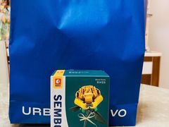 -URBAN REVIVO(欢乐海岸购物中心店)