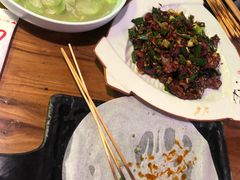 干炒腊牛肉-湘里乡亲甲王二老店