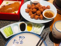 干炸小丸子-真地道京味府·鲜橙烤鸭·北京菜(朝外大街东大桥店)