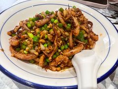 小炒鱿鱼肉丝-笨罗卜浏阳菜馆(龙华鹏润达店)