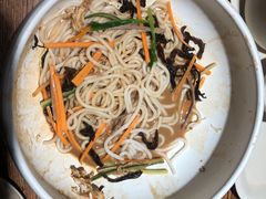 鸡丝凉米线-云海肴·汽锅鸡·云南菜(高德置地店)