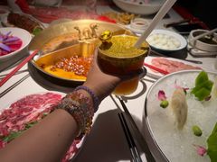 -小龙翻大江文化火锅(宽窄店)