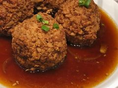 蛋黄狮子头-金春禧·鲁菜海鲜(延吉路万达店)