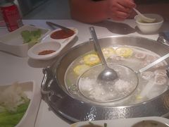 -浪里寻·臻牛养生牛肉火锅(方圆荟店)