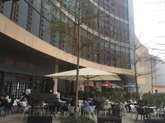 -The open life(万象城店)