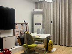 -moll学习桌椅(上海久光百货店)