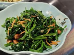 -马路牙子烧烤馄饨酒馆(望京店)