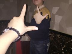 -百威KTV(恒福路店)