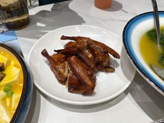 脆皮陈皮乳鸽-粤小馆(天安云谷店)