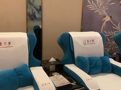 -康乃馨保健中心(第十一分店)