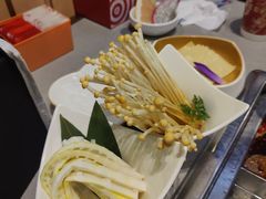 -海底捞火锅(中商百货夜宵主题店)