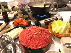 -鲜入围煮花胶鸡海鲜火锅