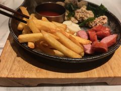 台式小吃集锦-志明眷村·台式融合菜·宵夜