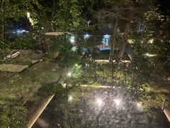 -穹六人间 people 6(岳阳路店)