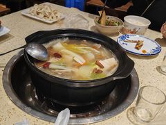 -九寨沟特色牦牛肉汤锅