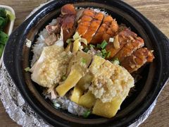 烧鹅拼白切鸡煲仔饭-煲煲香快餐(南京路店)