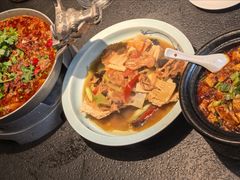 -万重锦·人文川菜馆(骡马市店)