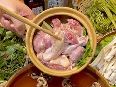 -阿山卓·野生菌火锅·纳西火塘烤肉