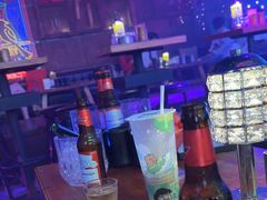 -喜鹊音乐酒馆(西街店)