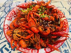 -松哥油焖大虾.小龙虾.黑鸭煲(海岸城店)