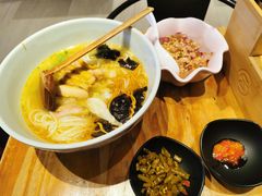 -云味馆米线(广州白云凯德店)