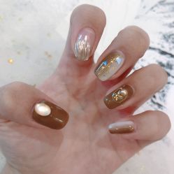 -米小兔美甲美睫