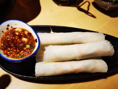 -野山舂·贵州现舂酸汤火锅(鸿通城店)