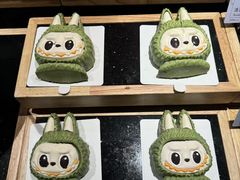 -雍容荟帝王蟹活龙虾展台自助(IFS黑金店)