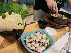 -三个椰子·现砍椰子鸡(金源CBD店)