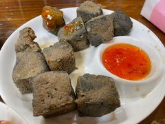 -芦茨金富饭庄·25年老字号·专做稻草鸡