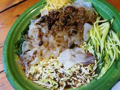 东北大拉皮-闯关东东北农家菜(崂山石老人店)