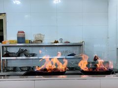 面包甜点陈列柜-大自然醉鹅·铁锅火焰鹅(上海联洋店)