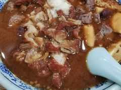 卤煮火烧-门框胡同百年卤煮(新街口店)