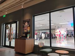 -星巴克臻选(青岛麦凯乐分店)